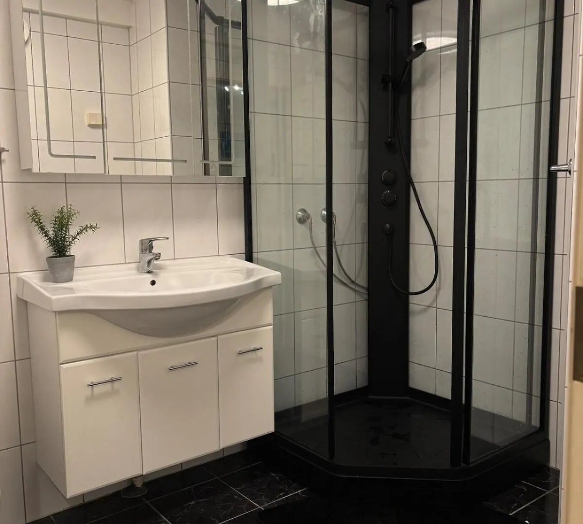 Nordnes Apartment - Bergen City Center - 500M To Bryggen Norveç